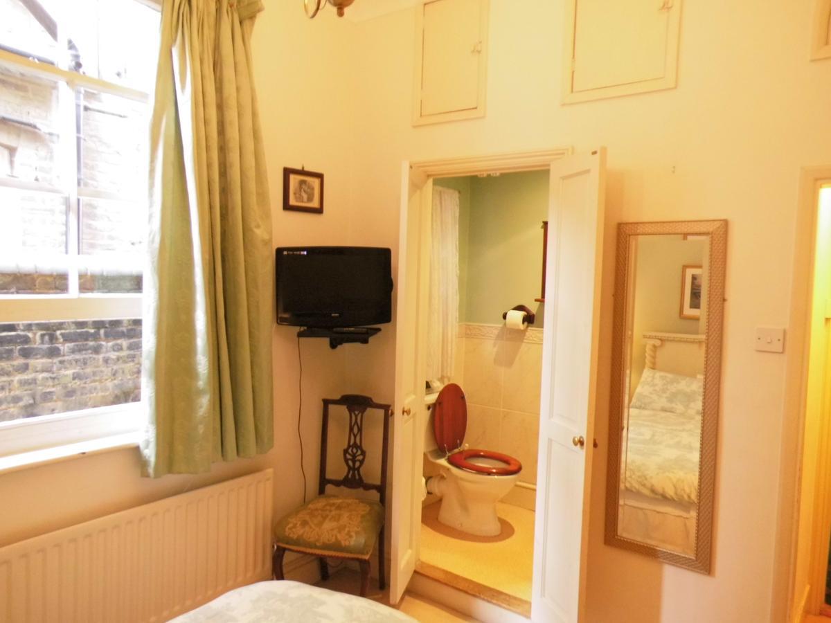 Greystones Bed And Breakfast โรเชสเตอร์ ภายนอก รูปภาพ